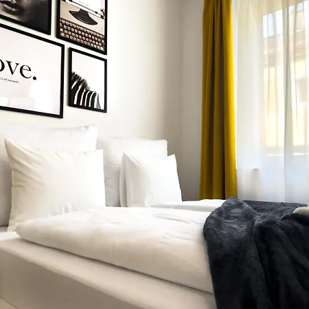 Modernes Studio-apartment In - Ideal Fuer Paare Und Alleinreisende! Apartman