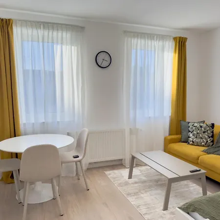 Modernes Studio-apartment In - Ideal Fuer Paare Und Alleinreisende! Apartment