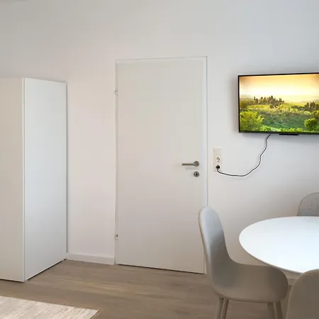 Apartment Modernes Studio-apartment In - Ideal Fuer Paare Und Alleinreisende!