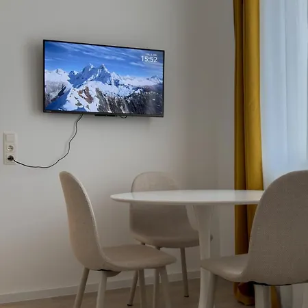 Apartment Modernes Studio-apartment In - Ideal Fuer Paare Und Alleinreisende!