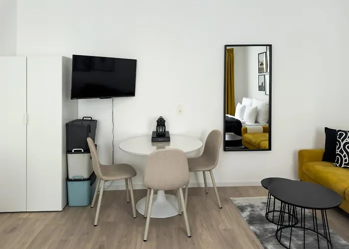 Apartamento Modernes Studio-apartment In - Ideal Für Paare Und Alleinreisende!